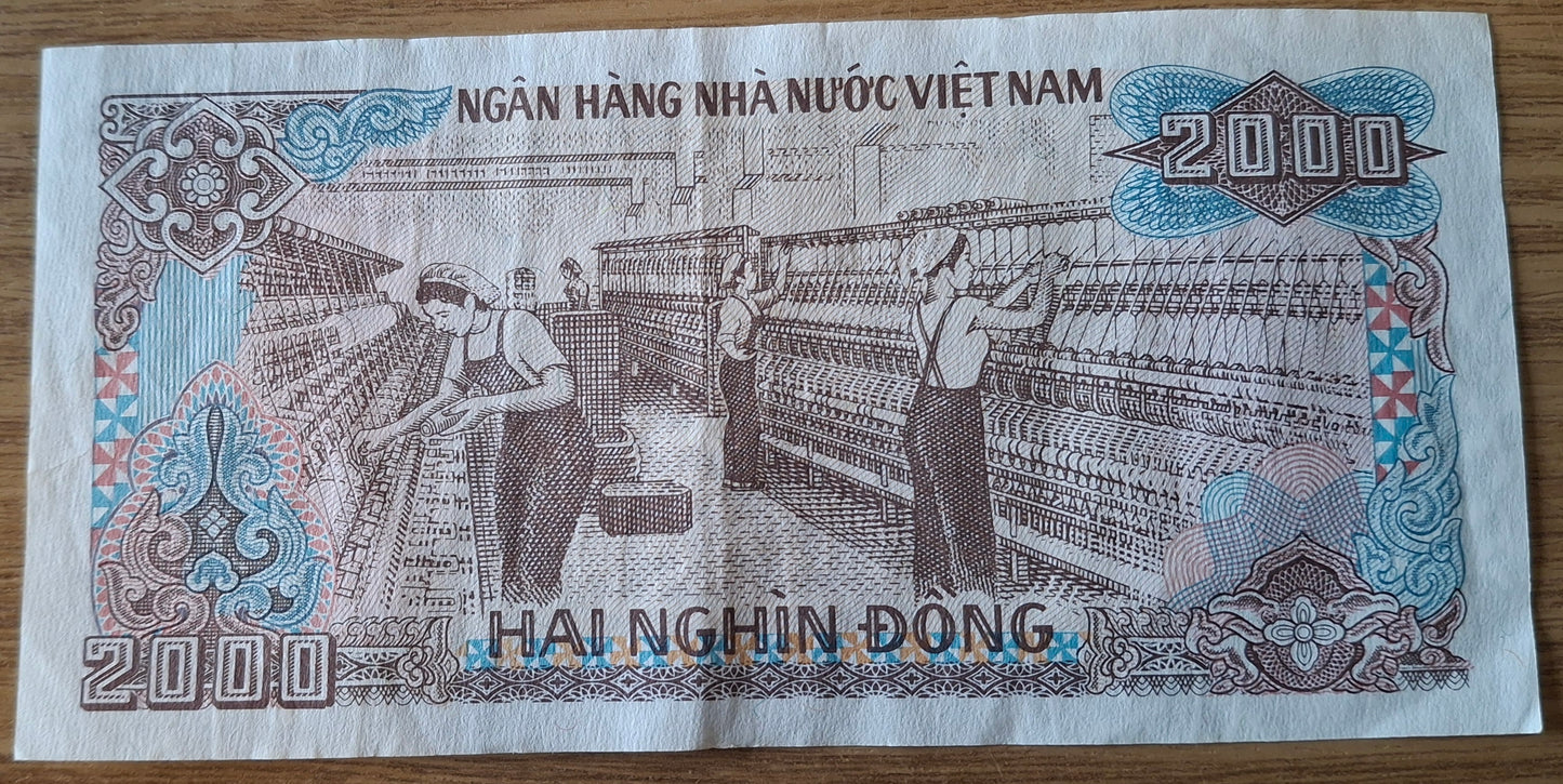 Vietnam 2000 Dong 1988 Biljet